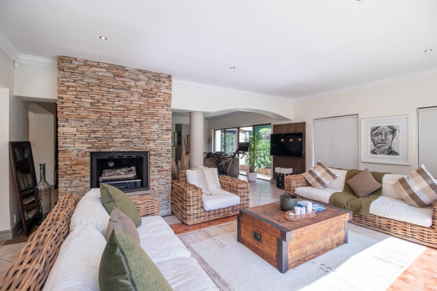 5 Bedroom Property for Sale in Waterkloof Gauteng