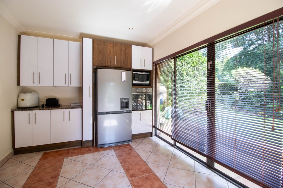 5 Bedroom Property for Sale in Waterkloof Gauteng