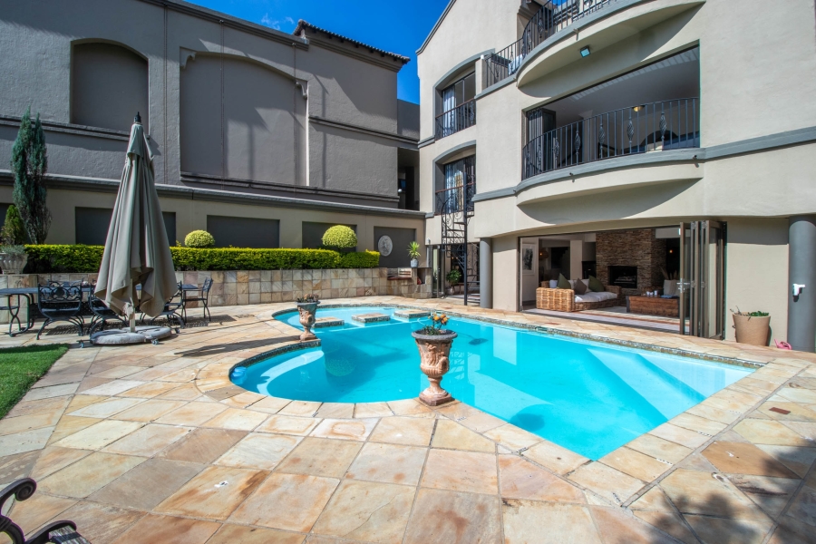 5 Bedroom Property for Sale in Waterkloof Gauteng