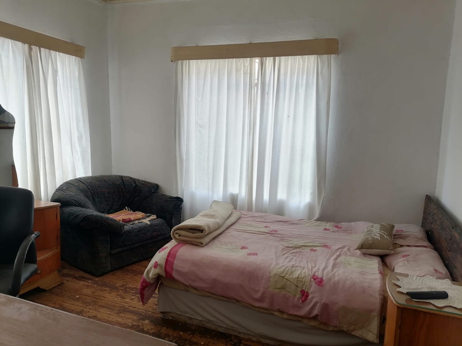 5 Bedroom Property for Sale in Rensburg Gauteng