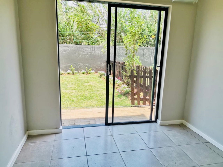 2 Bedroom Property for Sale in Kenleaf Gauteng
