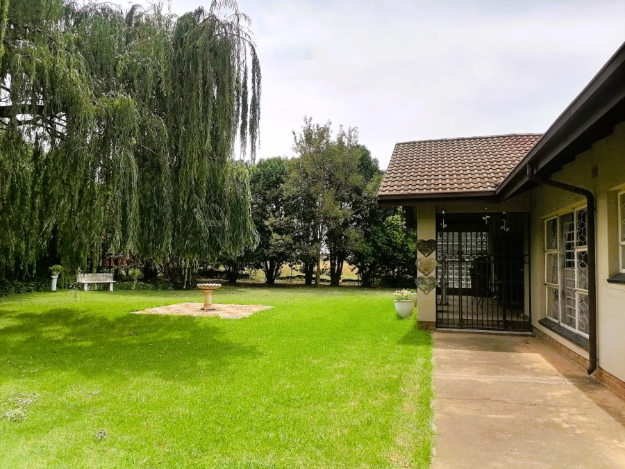 4 Bedroom Property for Sale in Spaarwater Gauteng