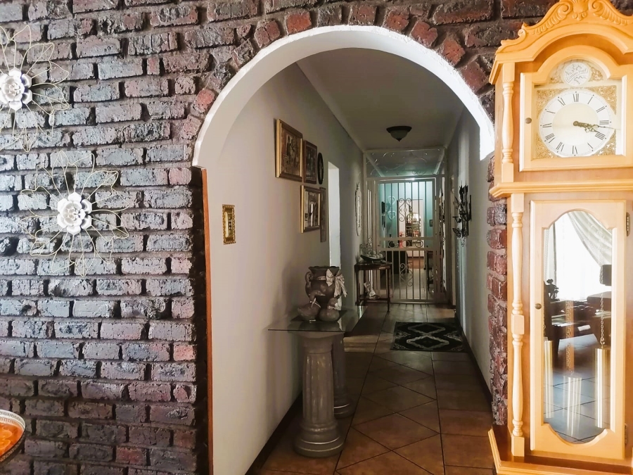 4 Bedroom Property for Sale in Spaarwater Gauteng