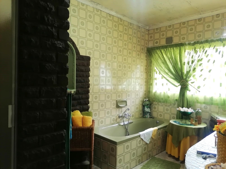 4 Bedroom Property for Sale in Spaarwater Gauteng