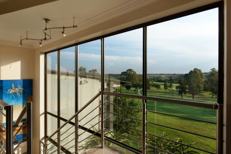 5 Bedroom Property for Sale in Waterkloof Ridge Gauteng