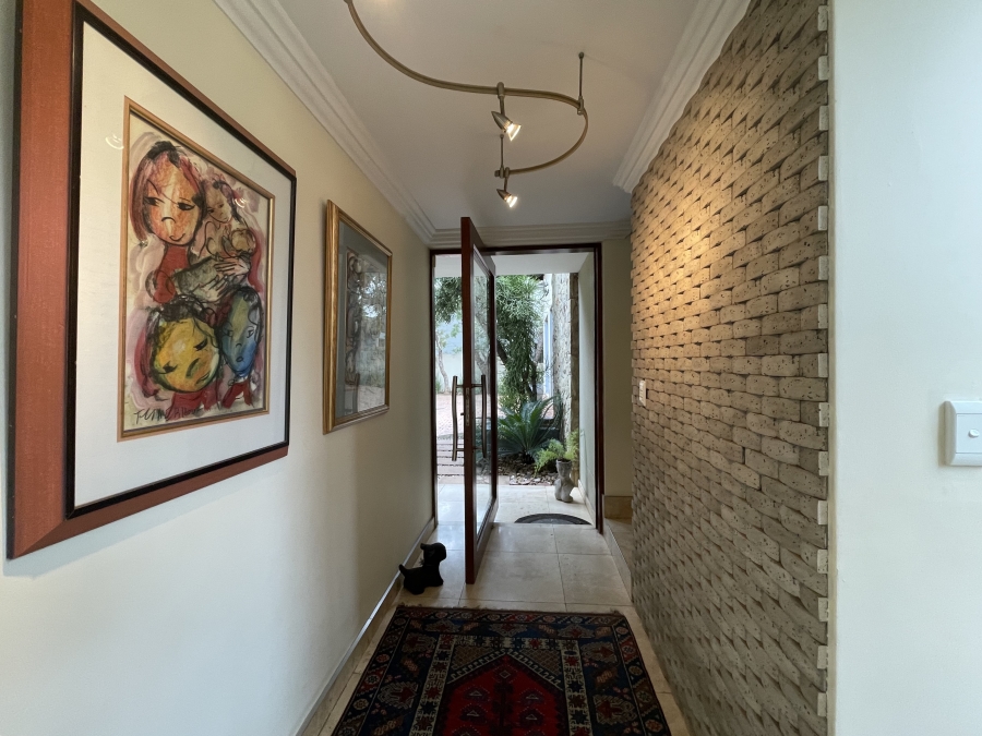 5 Bedroom Property for Sale in Waterkloof Ridge Gauteng