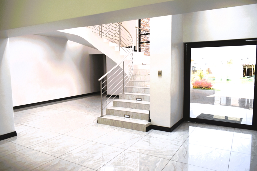 4 Bedroom Property for Sale in Helderwyk Gauteng