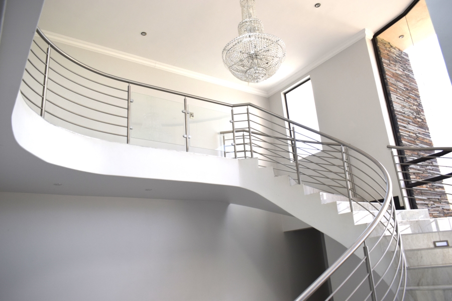 4 Bedroom Property for Sale in Helderwyk Gauteng