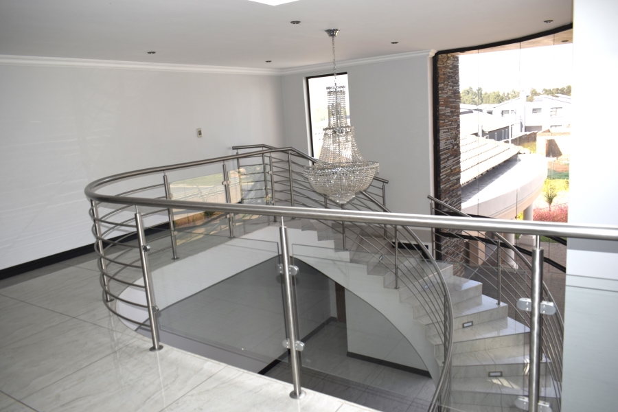 4 Bedroom Property for Sale in Helderwyk Gauteng