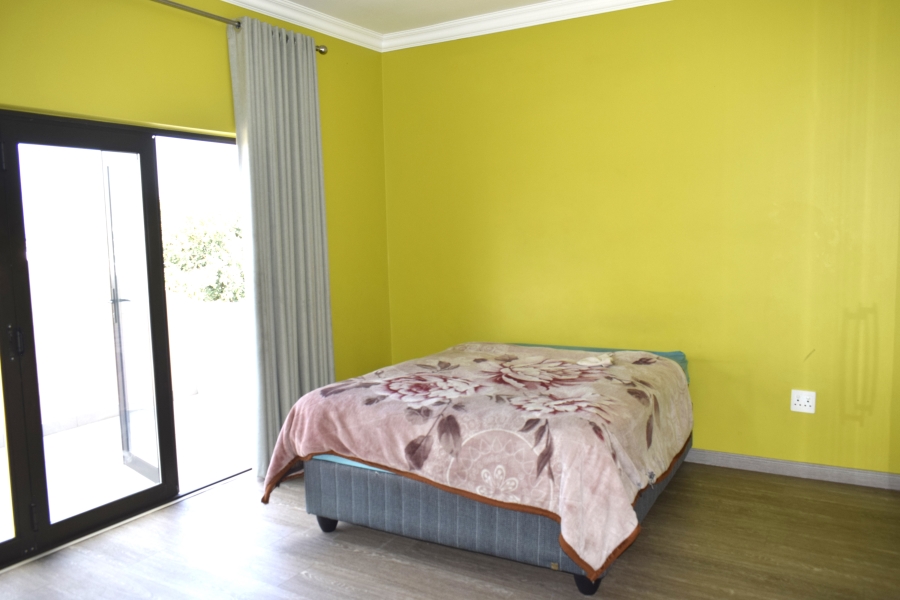 4 Bedroom Property for Sale in Helderwyk Gauteng