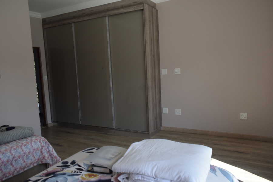 4 Bedroom Property for Sale in Helderwyk Gauteng