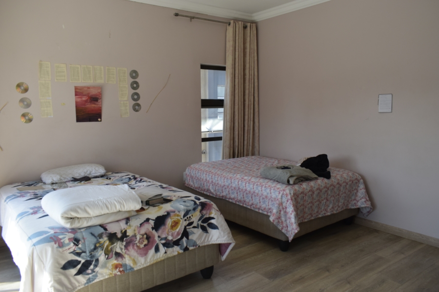4 Bedroom Property for Sale in Helderwyk Gauteng