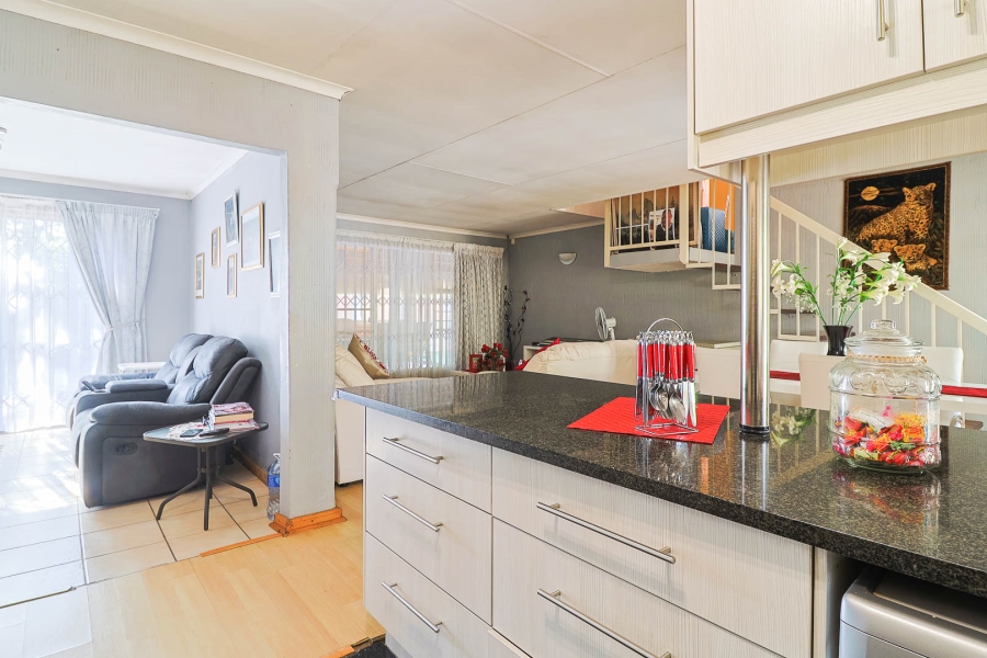 4 Bedroom Property for Sale in Highbury Gauteng