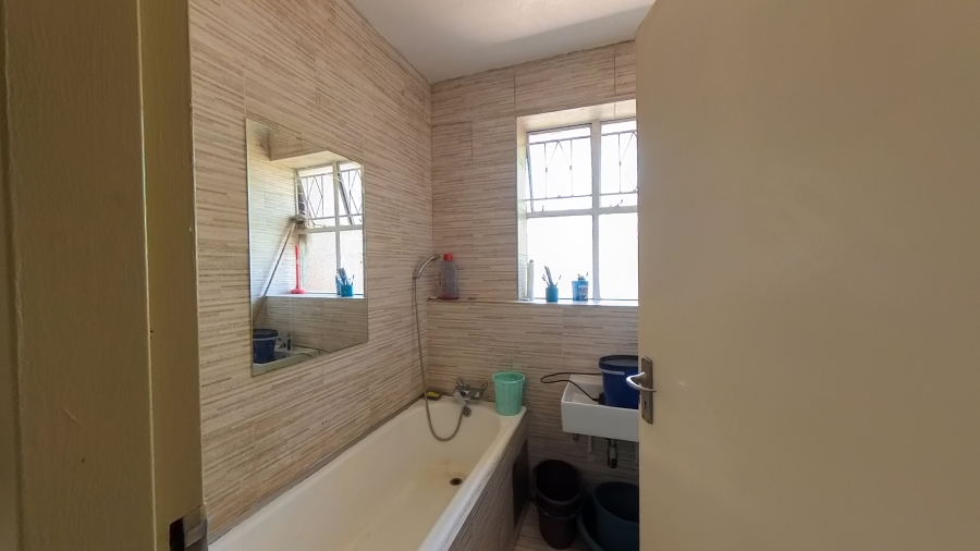 2 Bedroom Property for Sale in Sunnyside Gauteng