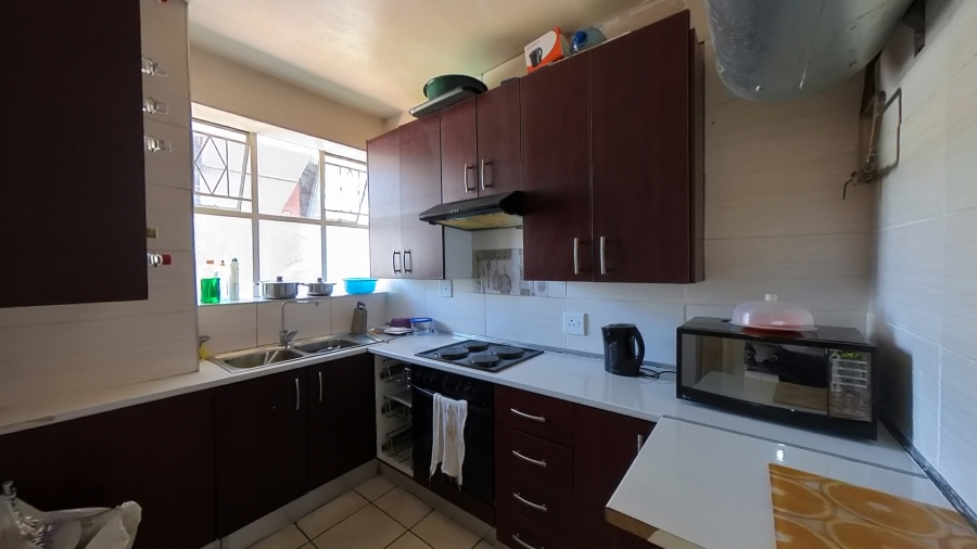 2 Bedroom Property for Sale in Sunnyside Gauteng