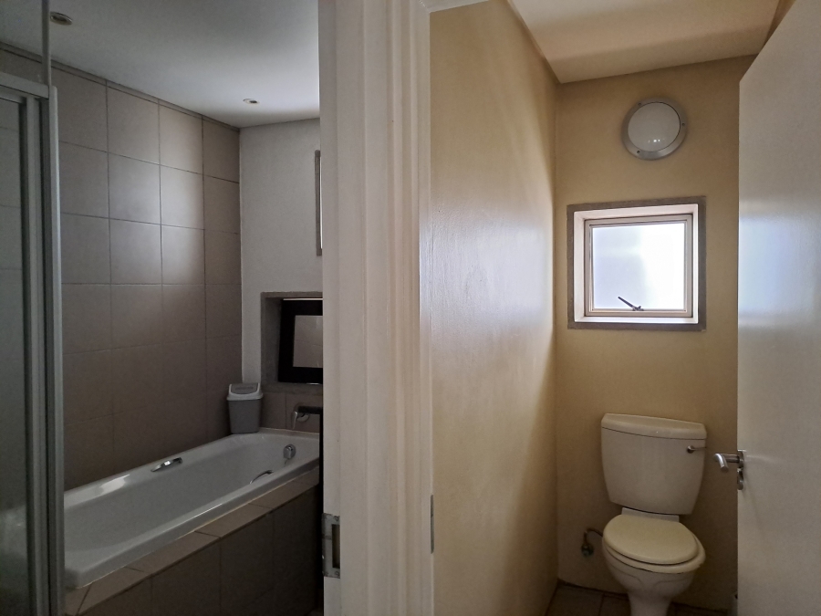 2 Bedroom Property for Sale in Hillcrest Gauteng