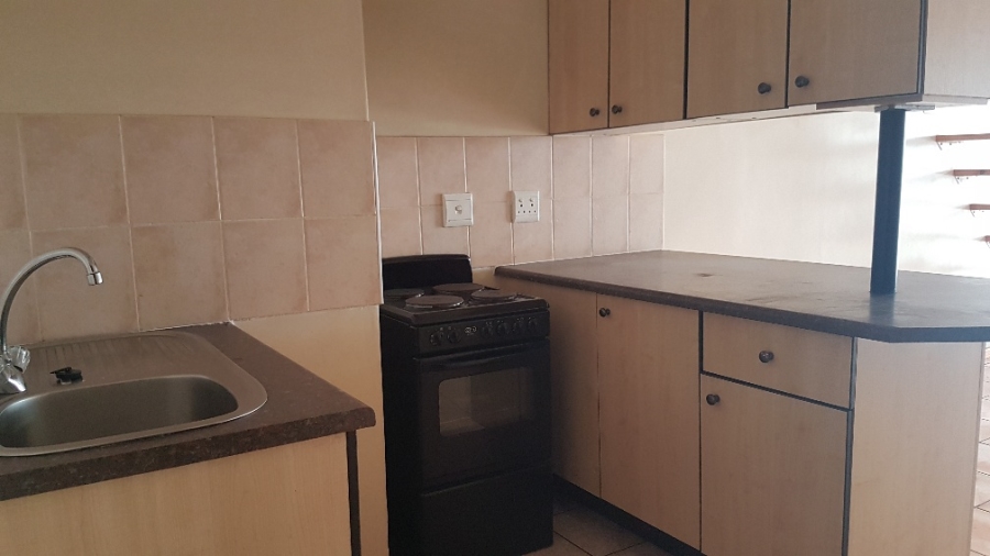 1 Bedroom Property for Sale in Hillcrest Gauteng