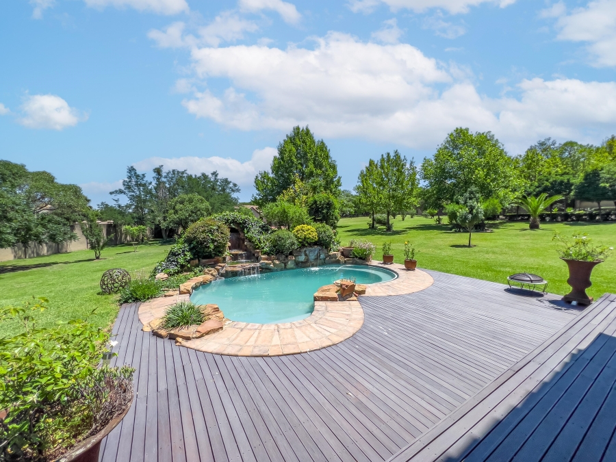 7 Bedroom Property for Sale in Chartwell Gauteng