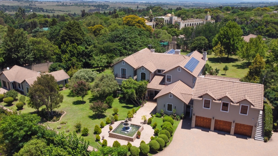 7 Bedroom Property for Sale in Chartwell Gauteng