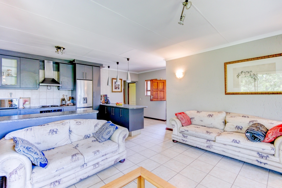 To Let 2 Bedroom Property for Rent in Saddlebrook Estate Gauteng