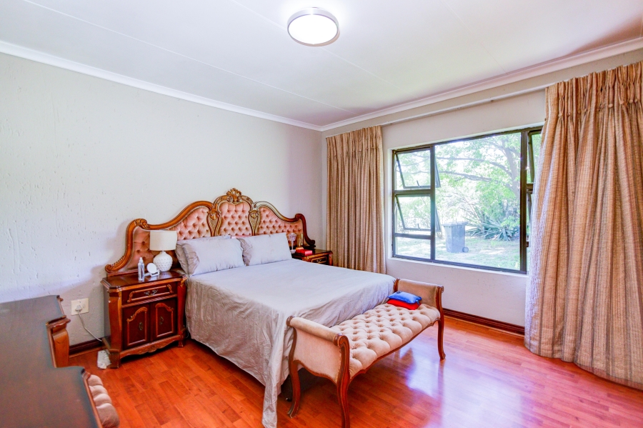 To Let 2 Bedroom Property for Rent in Saddlebrook Estate Gauteng