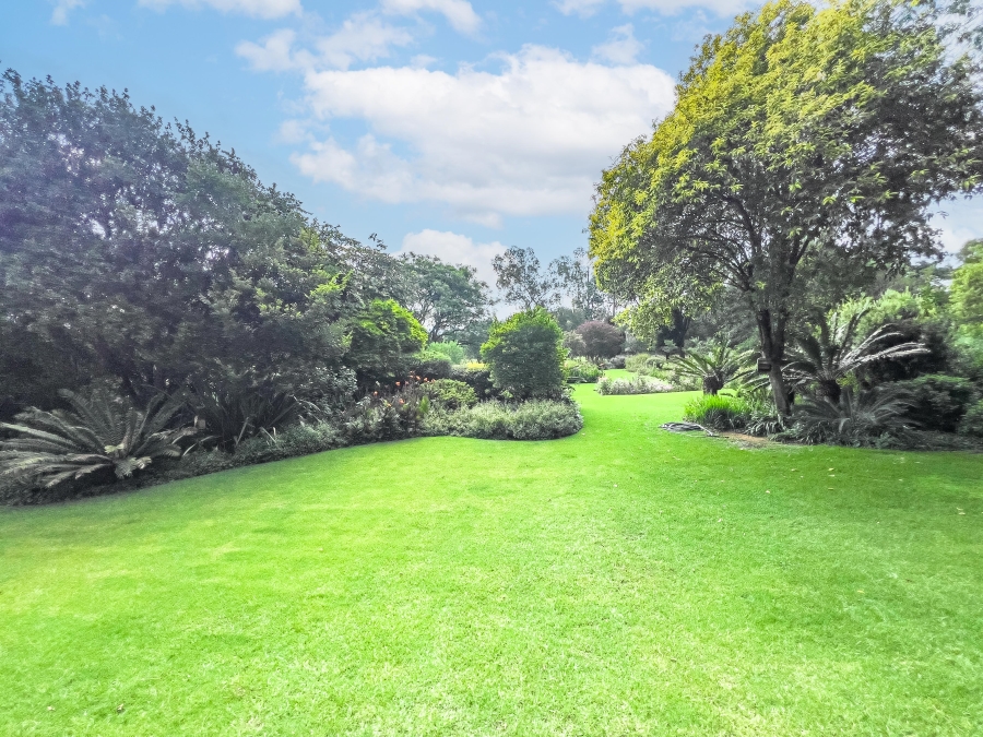 4 Bedroom Property for Sale in Chartwell Gauteng