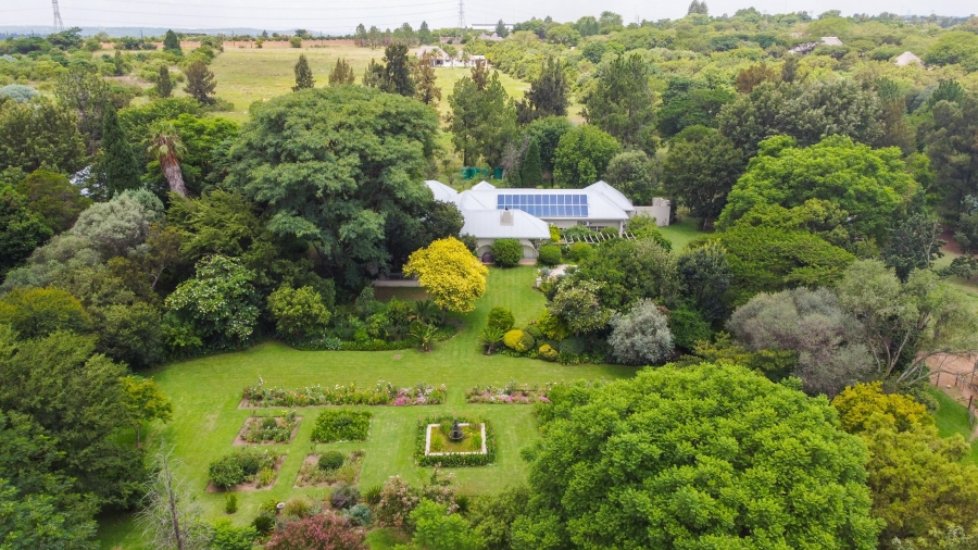 4 Bedroom Property for Sale in Chartwell Gauteng