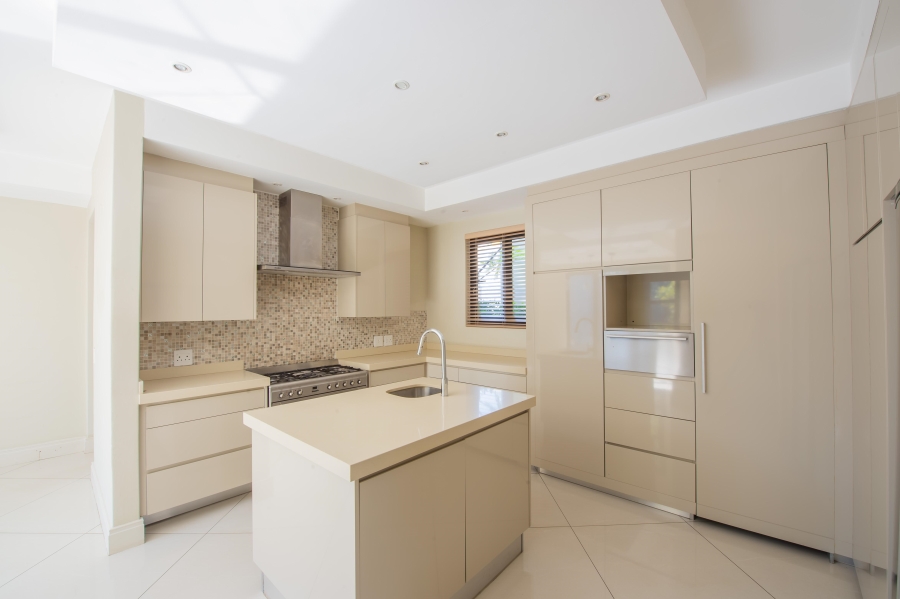 5 Bedroom Property for Sale in Sandhurst Gauteng