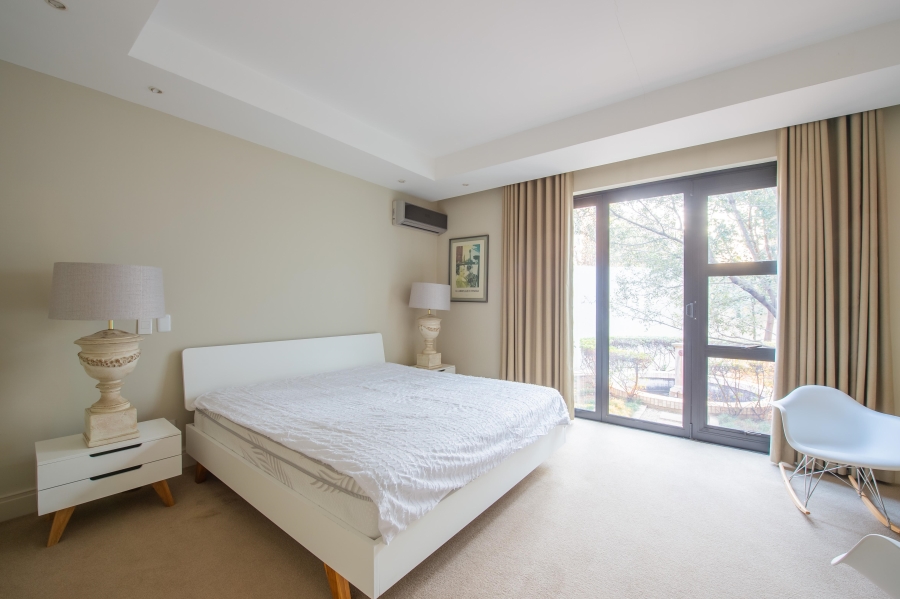 5 Bedroom Property for Sale in Sandhurst Gauteng