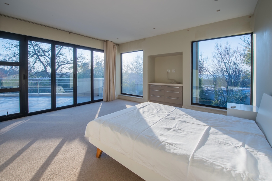 5 Bedroom Property for Sale in Sandhurst Gauteng