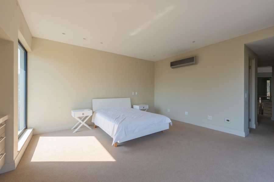 5 Bedroom Property for Sale in Sandhurst Gauteng