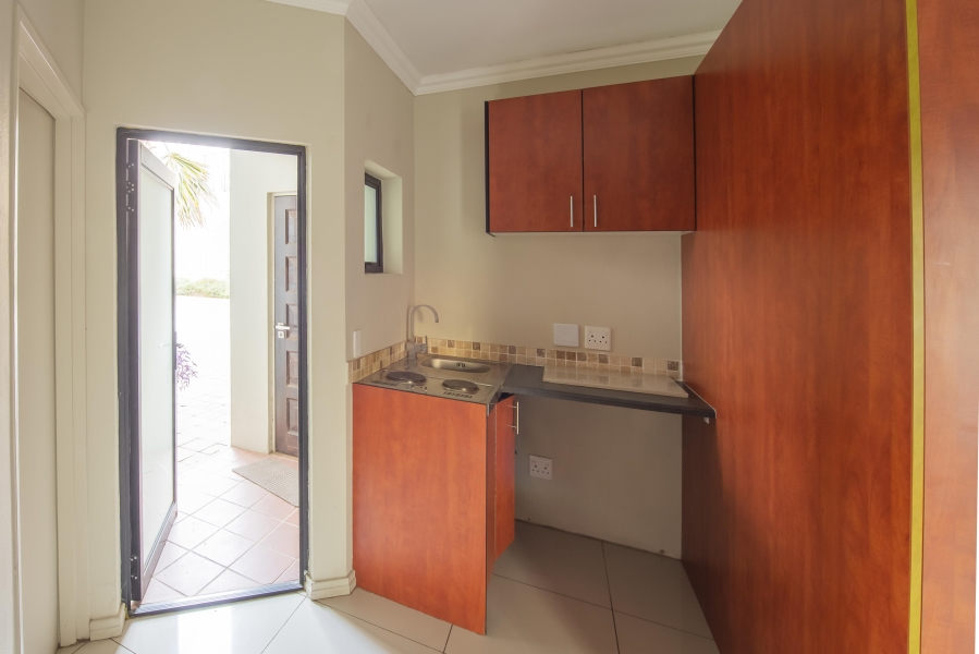 5 Bedroom Property for Sale in Sandhurst Gauteng