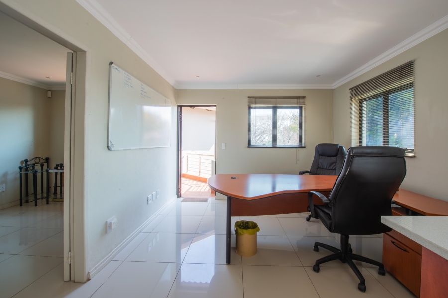 5 Bedroom Property for Sale in Sandhurst Gauteng