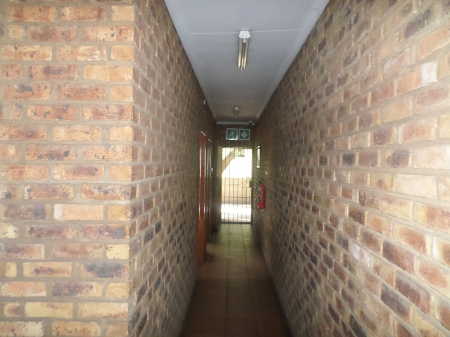 Commercial Property for Sale in Sybrand Van Niekerk Park Gauteng
