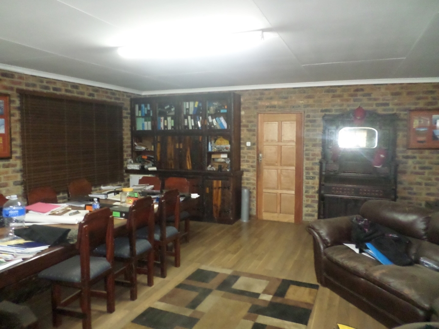 Commercial Property for Sale in Sybrand Van Niekerk Park Gauteng