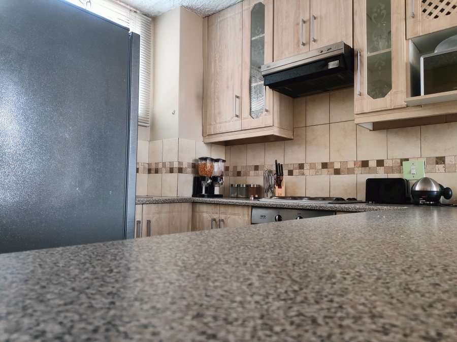 2 Bedroom Property for Sale in Silverton Gauteng