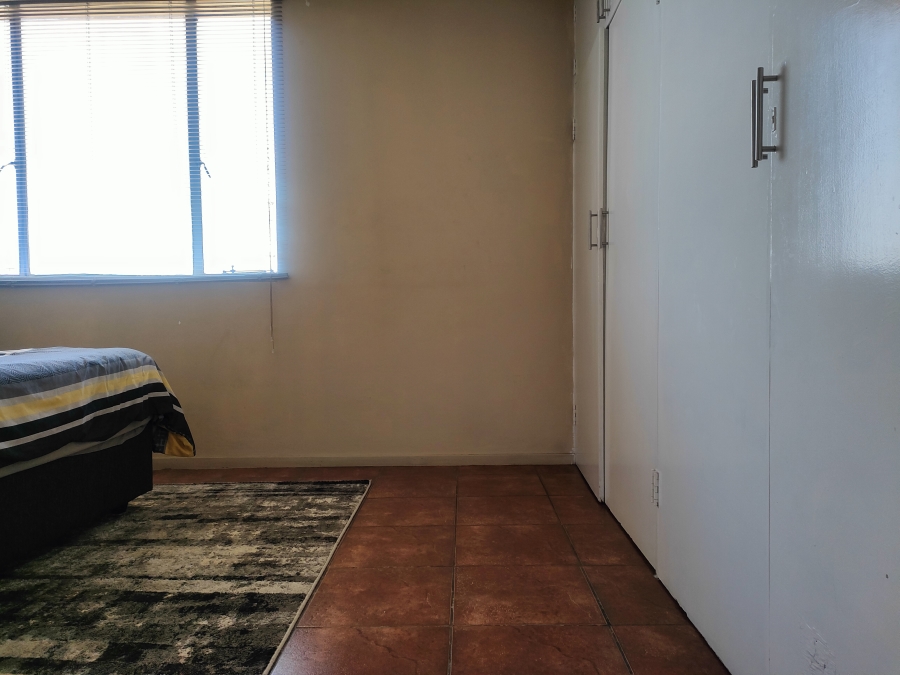 2 Bedroom Property for Sale in Silverton Gauteng