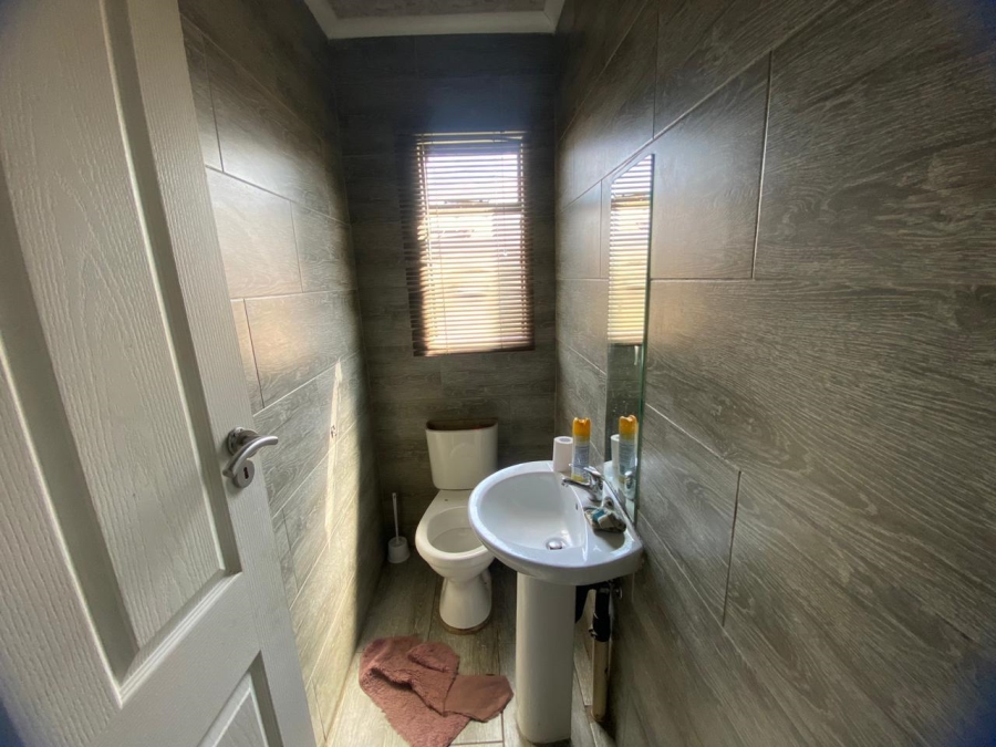 4 Bedroom Property for Sale in Riversdale Gauteng