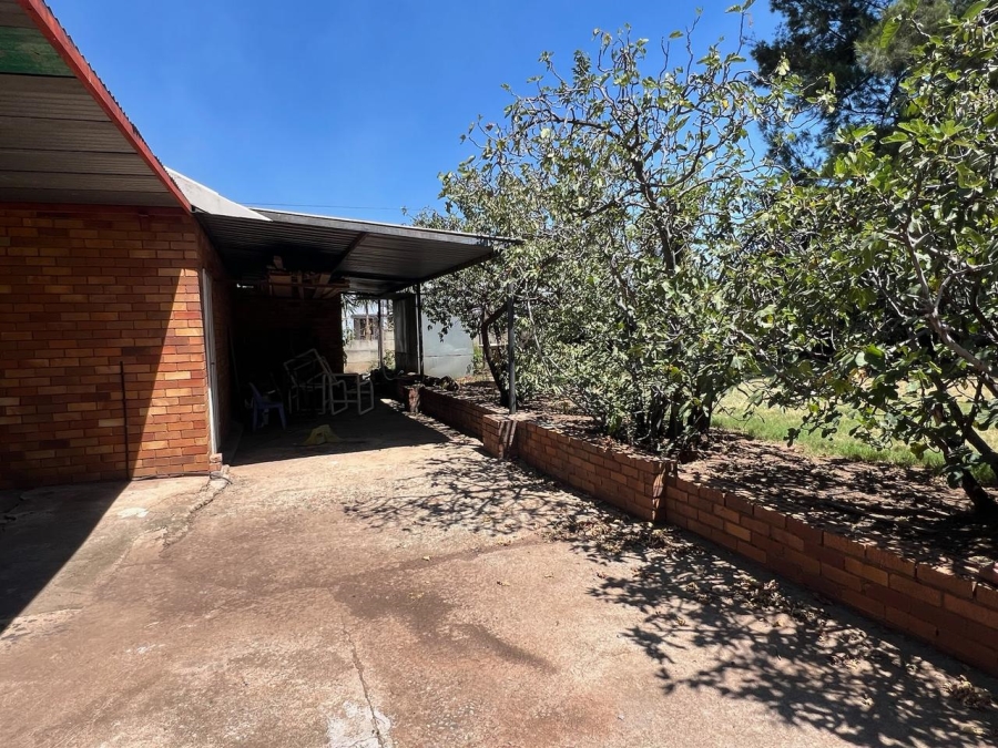 4 Bedroom Property for Sale in South Crest Gauteng