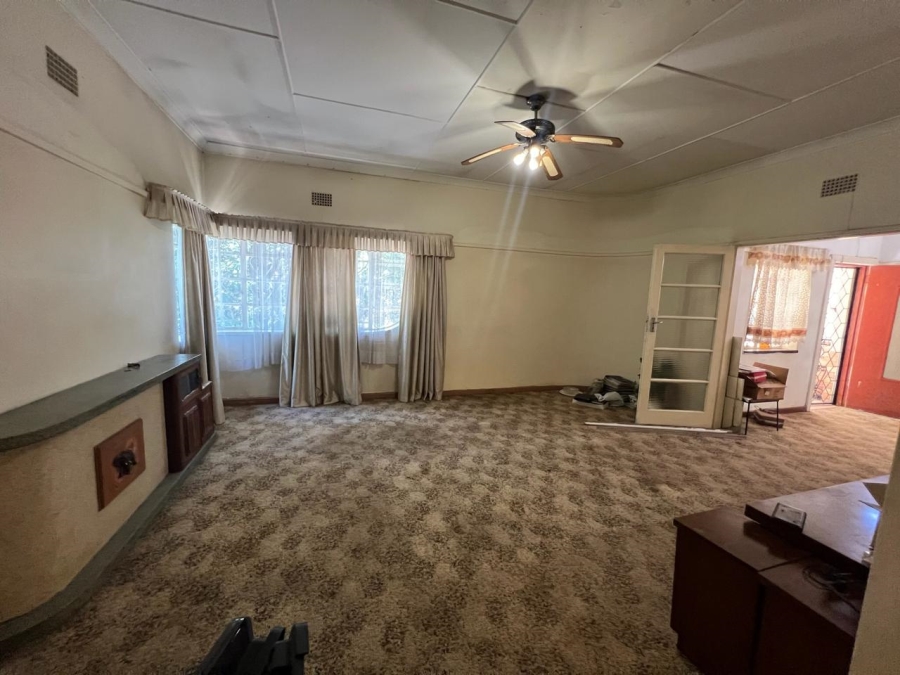 4 Bedroom Property for Sale in South Crest Gauteng