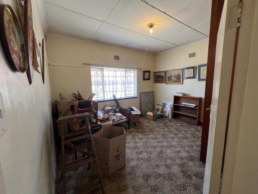 4 Bedroom Property for Sale in South Crest Gauteng