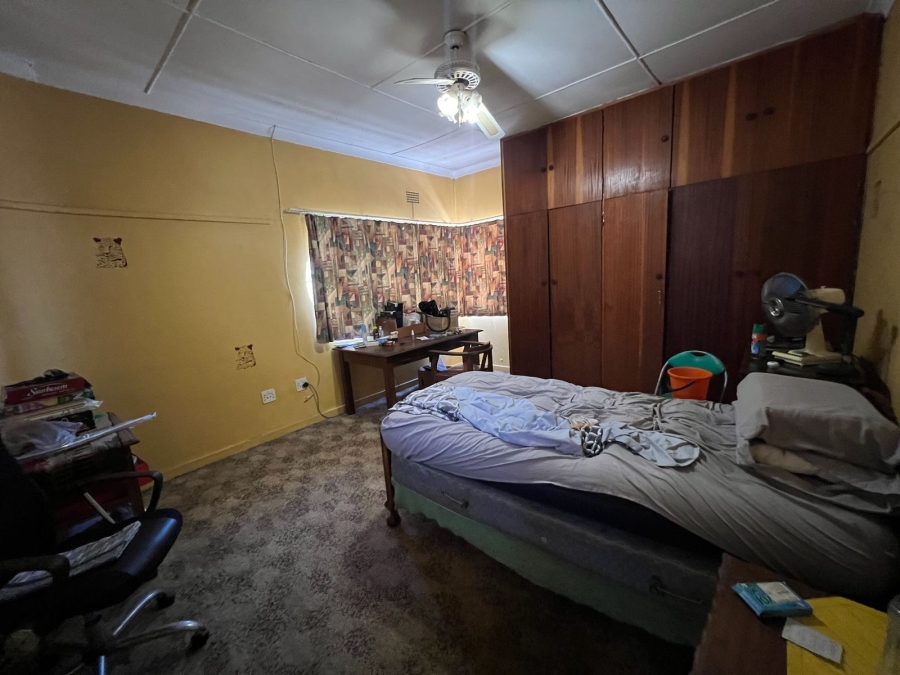 4 Bedroom Property for Sale in South Crest Gauteng