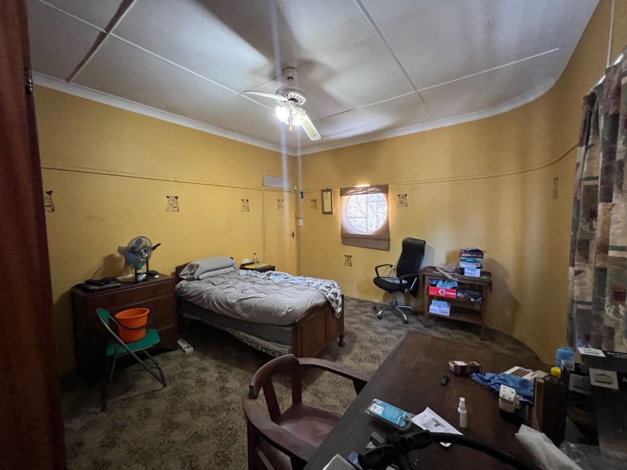 4 Bedroom Property for Sale in South Crest Gauteng