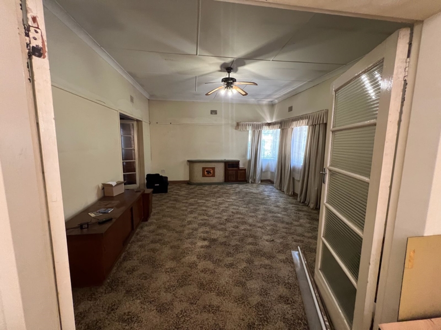 4 Bedroom Property for Sale in South Crest Gauteng