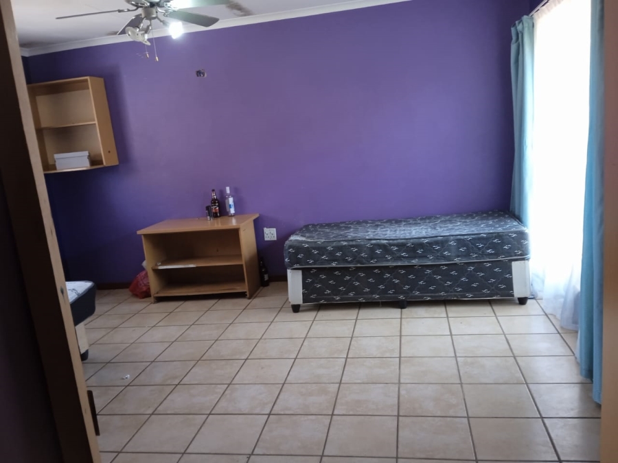 5 Bedroom Property for Sale in Vanderbijlpark CE 2 Gauteng