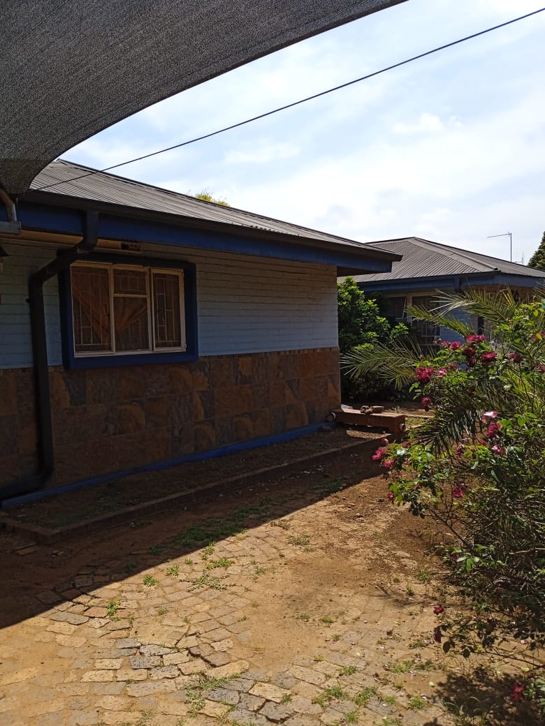 5 Bedroom Property for Sale in Vanderbijlpark CE 2 Gauteng