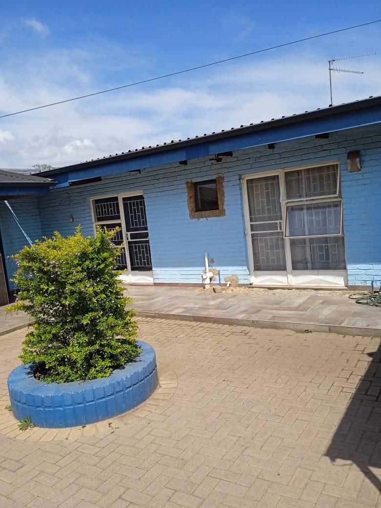 5 Bedroom Property for Sale in Vanderbijlpark CE 2 Gauteng