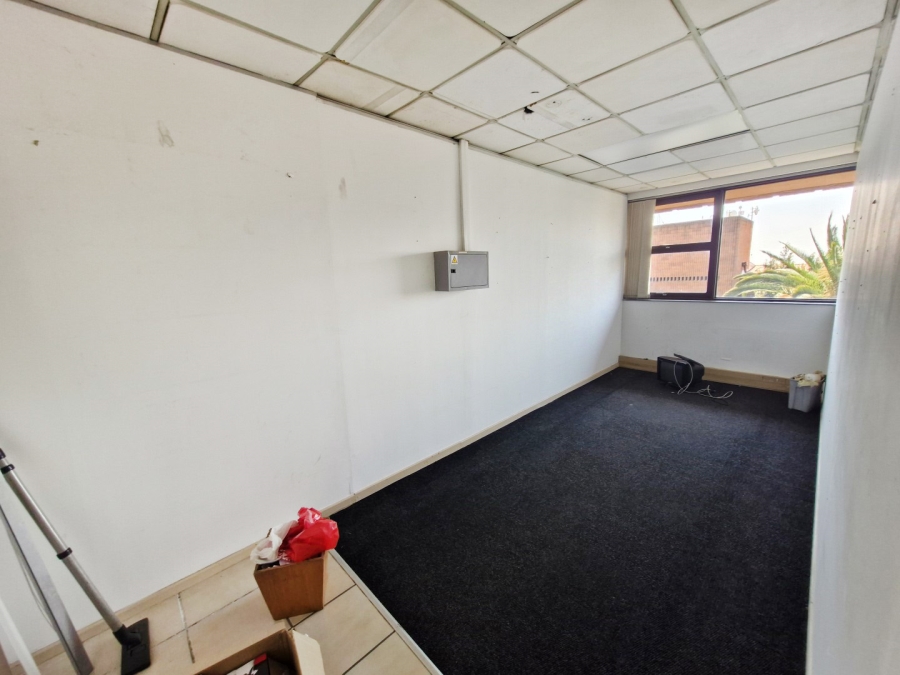 To Let commercial Property for Rent in Houghton Estate Gauteng