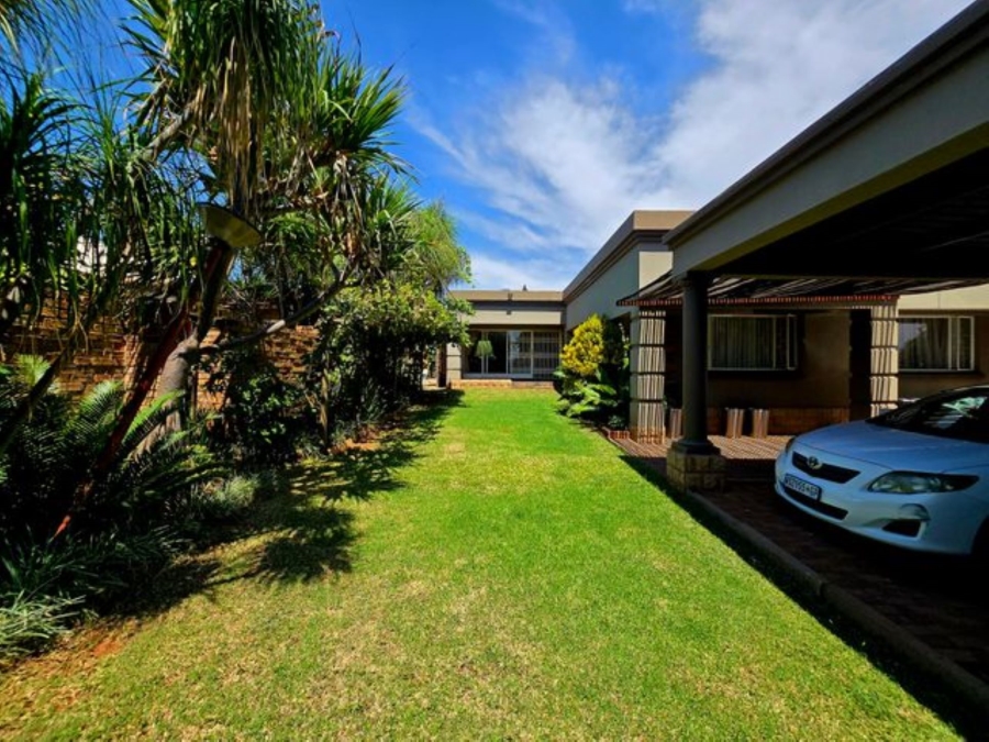 0 Bedroom Property for Sale in Sinoville Gauteng