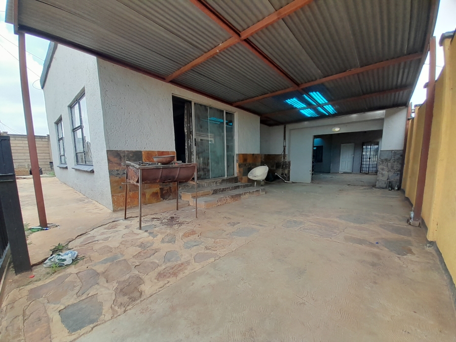 3 Bedroom Property for Sale in Atteridgeville Gauteng